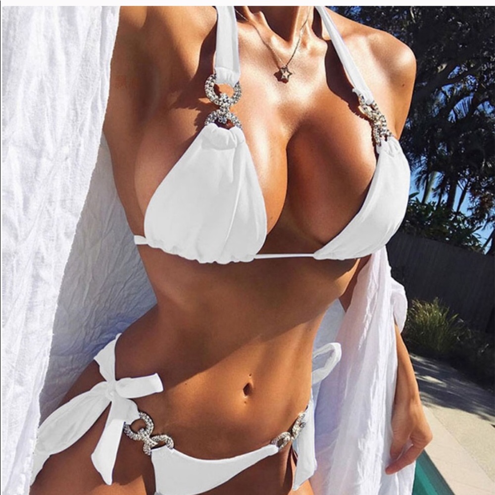 ••••Cheeky bikini•••